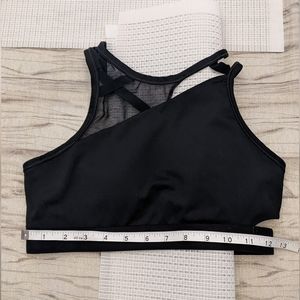 Nike sports bra (black)